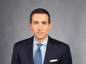 Andrew Ross Sorkin Photo - Celebs Facts