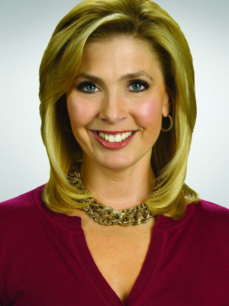 Karen Rogers Photo - Celebs Facts